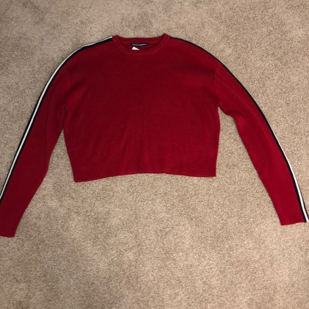 Brandy Melville Long Sleeve Sweater